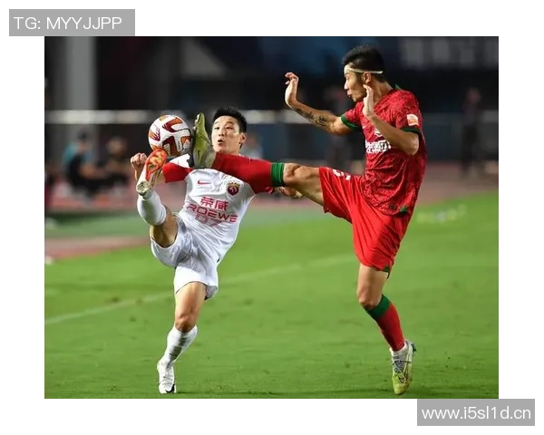 中超联赛新赛季揭幕 激烈竞争和新星崛起引爆球迷热情